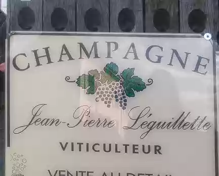 Champagne (20) Bien placé